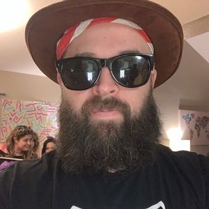 Meet your Posher, Cameron